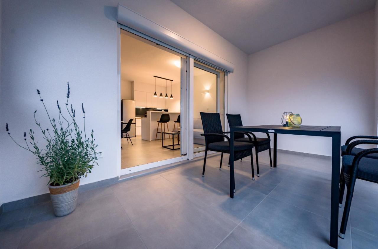 Apartmani Villa Zora 洛帕 外观 照片