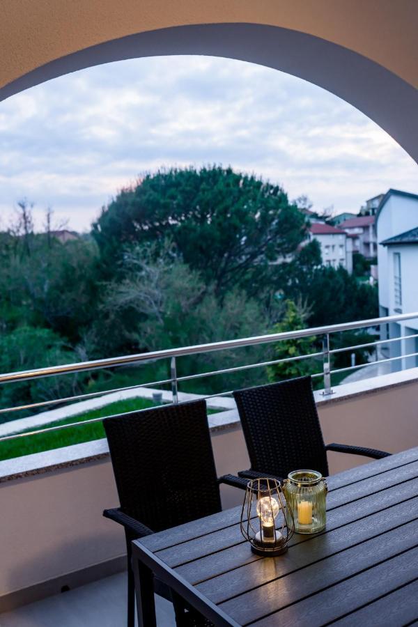 Apartmani Villa Zora 洛帕 外观 照片