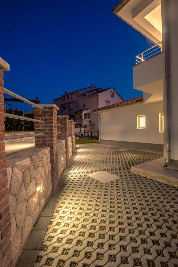 Apartmani Villa Zora 洛帕 外观 照片